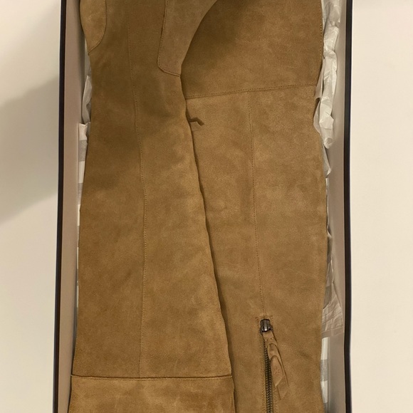 New SPLENDID NEW IN BOX 7.5 light suede boots $220 - Picture 3 of 12